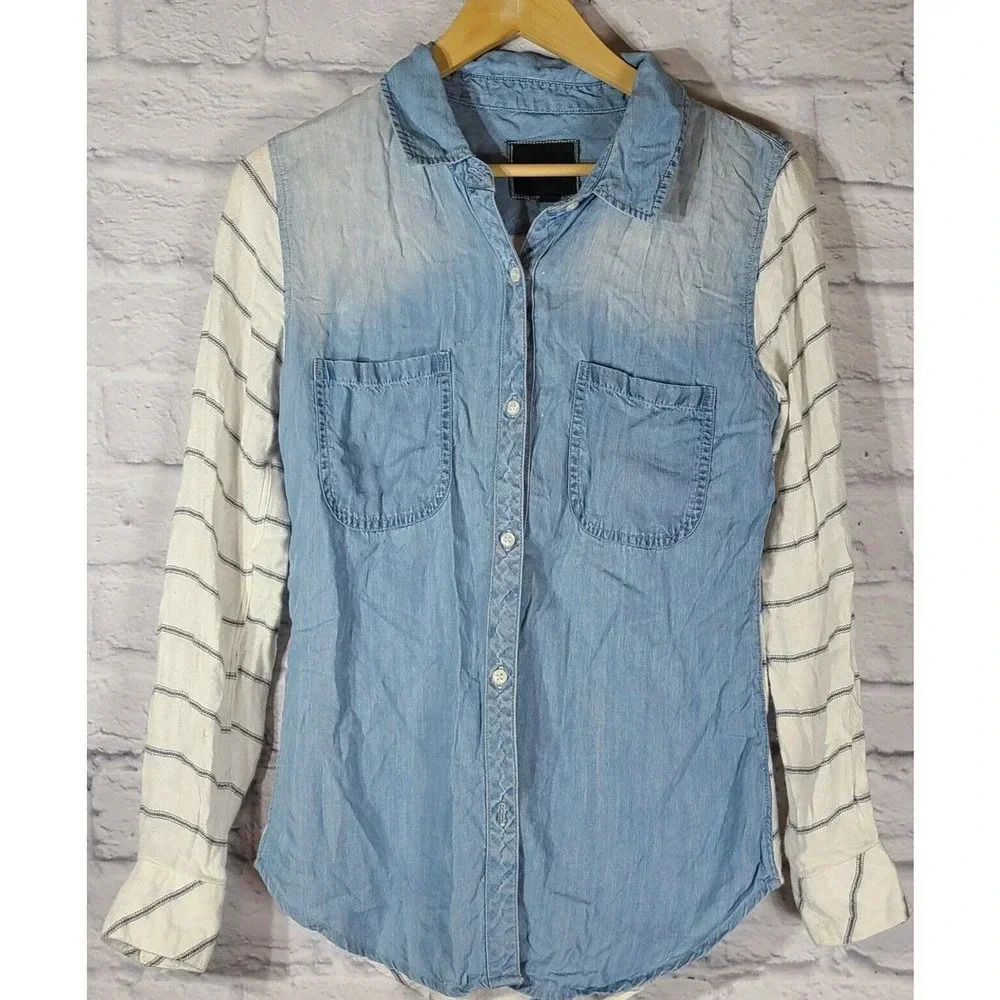 Rails Button Up Top Women's Size Xs Chambray Crea… - image 1